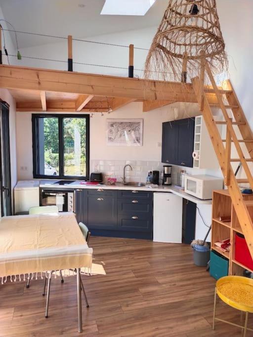 Notre Petite Maison La Rochelle  Extérieur photo