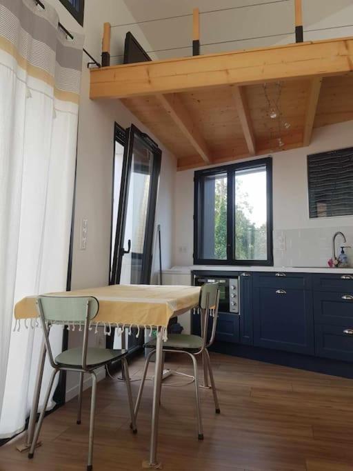 Notre Petite Maison La Rochelle  Extérieur photo
