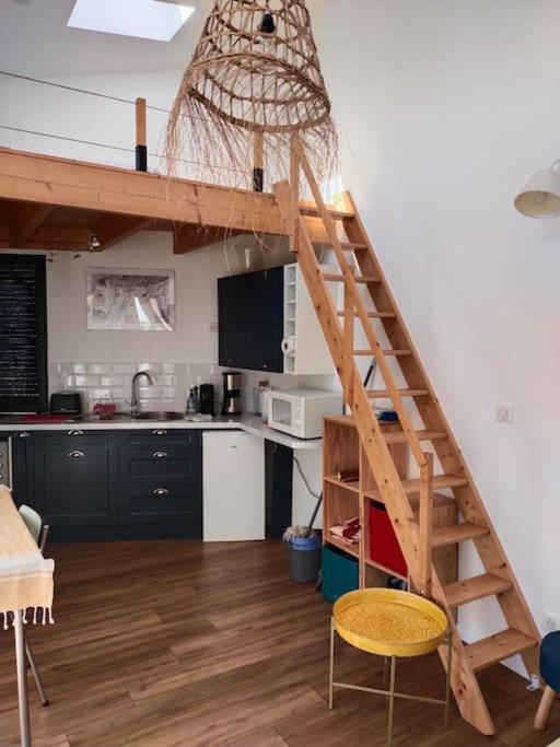 Notre Petite Maison La Rochelle  Extérieur photo